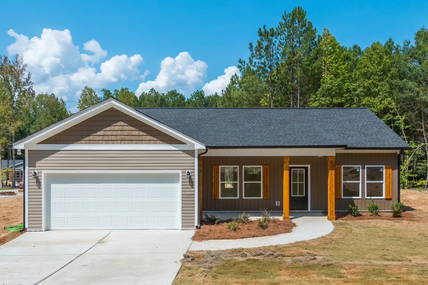 Thumbnail Photo: 121 Hunters Lane
